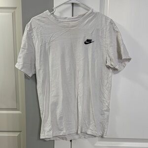 Nike Men's Short Sleeve White Tee